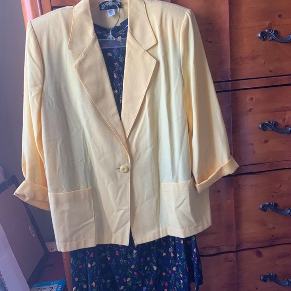 Sag Harbor™ dress suit ensemble